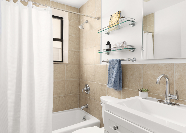 Property at 4 W 109th St Unit 2F, New York City, NY 10025, 1 bed, 1 bath