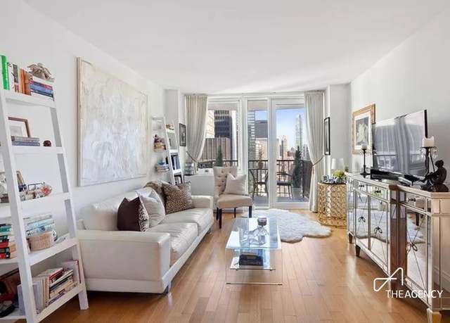 Property at 212 E 47th St Unit 34-C, New York City, NY 10017, 1 bed, 1 bath