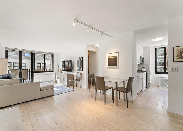Property at 407 Park Ave S Unit 17A, New York City, NY 10016, 2 beds, 2 baths