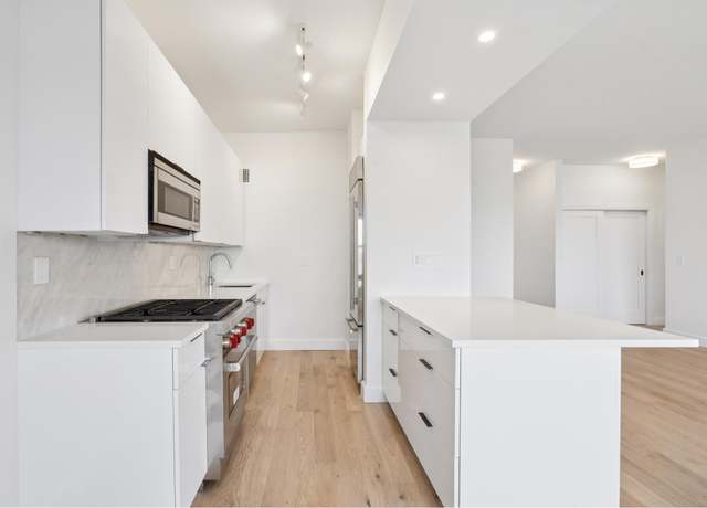 Property at 180 W End Ave Unit 30R, New York City, NY 10023, 1 bed, 1 bath