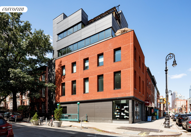 Property at 311 Warren St, Brooklyn, NY 11201, 5 beds, 3 baths