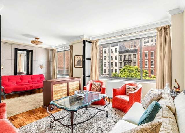Property at 300 E 74th St Unit 3C, New York City, NY 10021, 1 bed, 1.5 baths