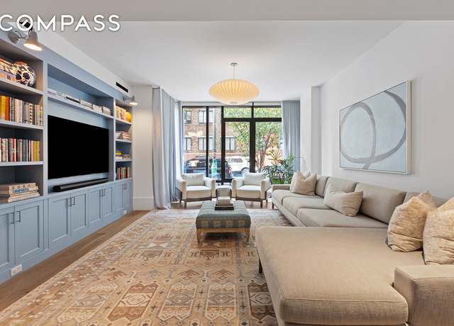 Property at 429 Kent Ave Unit TH2, Brooklyn, NY 11249, 4 beds, 4.5 baths