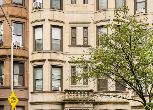 Property at 524 5th St, Brooklyn, NY 11215, 8 beds, 4 baths