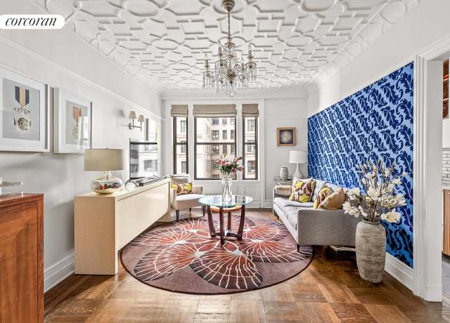 Property at 200 W 54th St Unit 10D, New York City, NY 10019, 1 bed, 1 bath