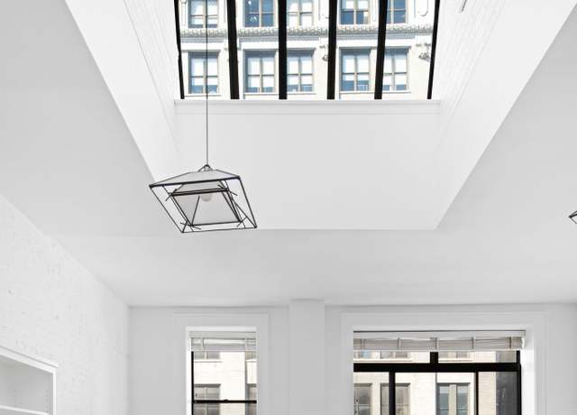 Property at 23 E 10th St Unit PHA, New York City, NY 10003, 1 bed, 1 bath