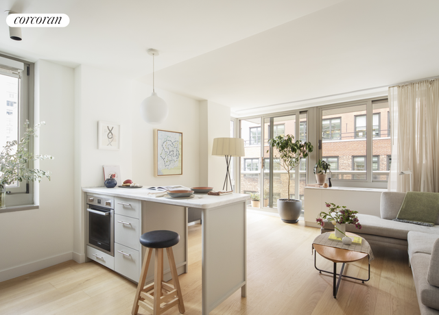 Property at 234 E 46th St #801, New York City, NY 10017, 1 bed, 1 bath