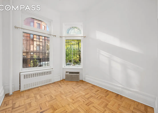 Property at 62 W 87th St Unit 1F, New York City, NY 10024, 1 bed, 1 bath