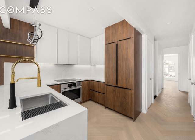 Property at 90 Herbert St Unit TH1, Brooklyn, NY 11222, 2 beds, 2.5 baths