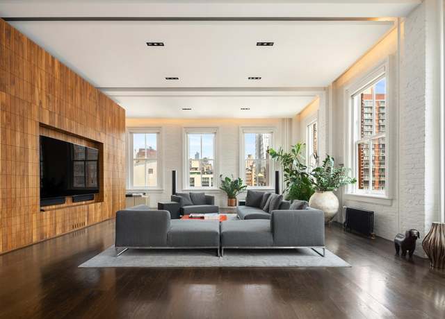 Property at 43 W 13th St Unit 7R, New York City, NY 10011, 2 beds, 2 baths