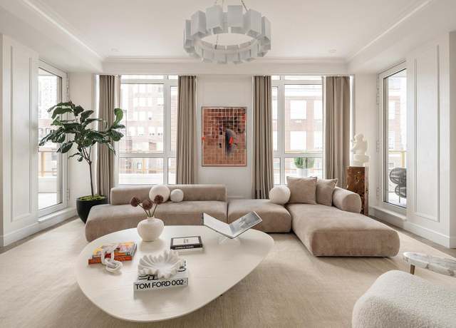 Property at 126 E 86th St Unit 17A, New York City, NY 10028, 4 beds, 3.5 baths