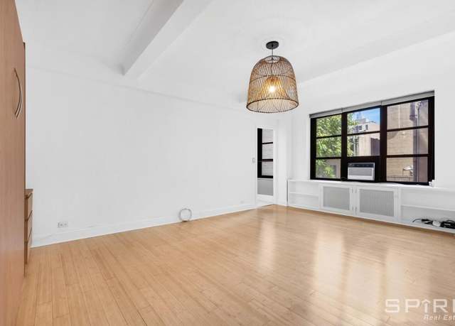 Property at 235 E 22nd St Unit 4M, New York City, NY 10010, 1 bath
