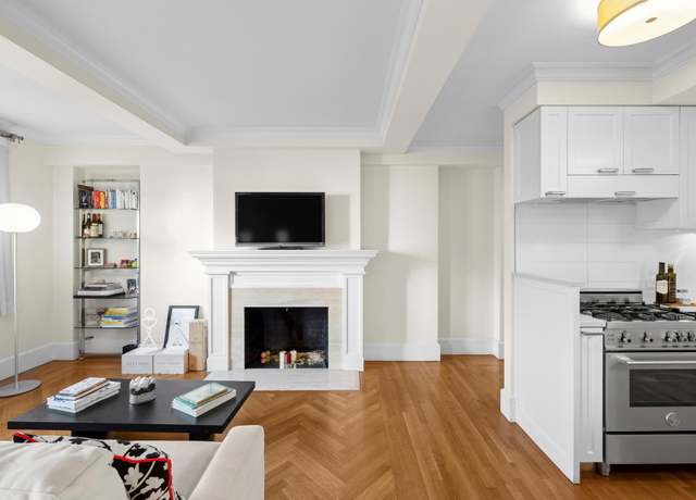 Property at 167 E 82nd St Unit 6C, New York City, NY 10028, 1 bed, 1.5 baths