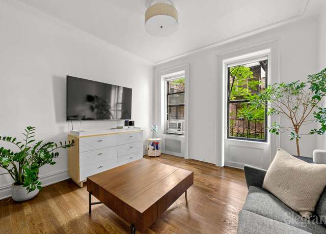 Property at 324 W 83rd St Unit 2S, New York City, NY 10024, 1 bed, 1 bath