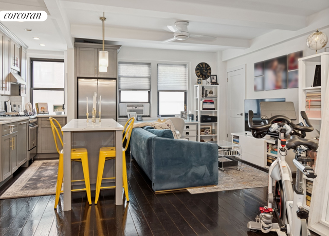Property at 211 E 35th St Unit 4D, New York City, NY 10016, 1 bed, 1 bath