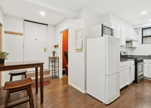 Property at 4606 6th Ave Unit B2, Brooklyn, NY 11220, 1 bed, 1 bath