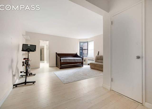 Property at 330 E 70th St Unit 4G, New York City, NY 10021, 1 bath