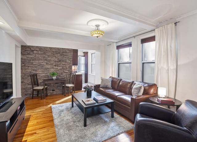 Property at 333 E 43rd St #504, New York City, NY 10017, 1 bed, 1 bath