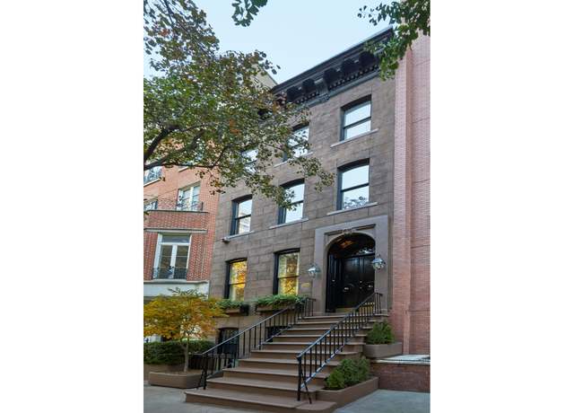 Property at 333 E 51st St, New York City, NY 10022, 4 beds, 3 baths