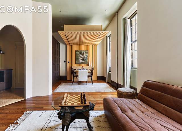 Property at 207 W 21st St Unit 3F, New York City, NY 10011, 1 bath