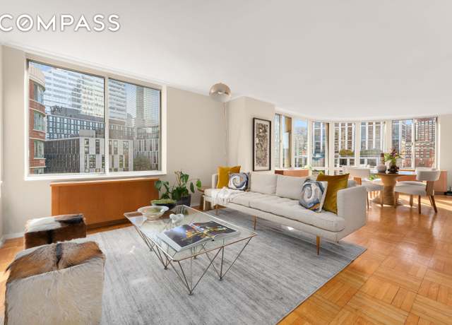 Property at 303 Greenwich St Unit 9D, New York City, NY 10013, 2 beds, 2.5 baths