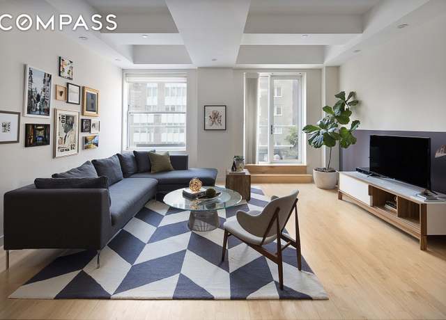 Property at 15 Broad St #2416, New York City, NY 10005, 1 bed, 2 baths