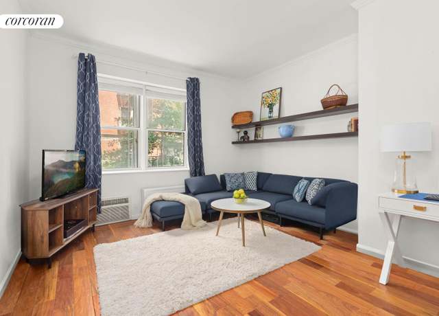 Property at 326 W 83rd St Unit 2D, New York City, NY 10024, 1 bed, 1 bath