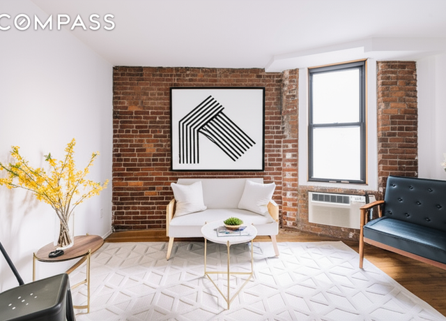 Property at 15 Jones St Unit 5H, New York City, NY 10014, 1 bed, 1 bath