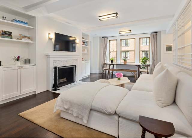 Property at 59 W 12th St Unit 4A, New York City, NY 10011, 1 bed, 1 bath