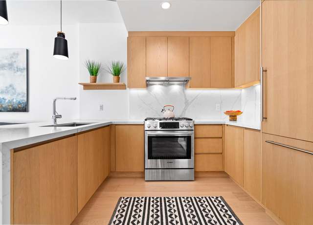Property at 30-05 Vernon Blvd Unit 5-E, New York City, NY 11102, 1 bed, 1 bath
