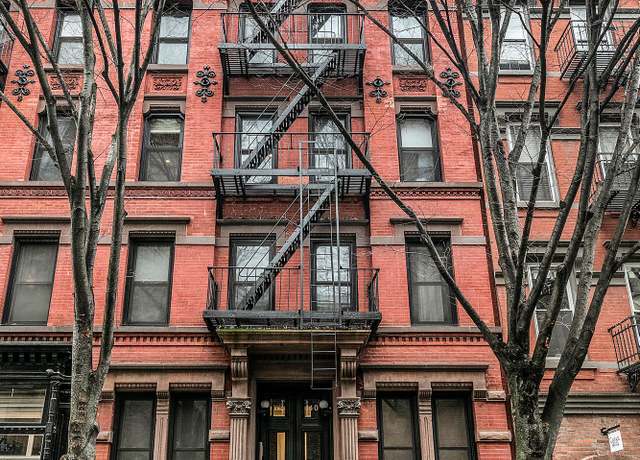 Property at 140 W 10th St Unit BTE, New York City, NY 10014, 1 bath