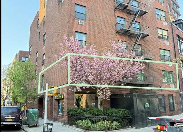 Property at 680 Washington St Unit 1B, New York City, NY 10014, 4 beds, 1.5 baths
