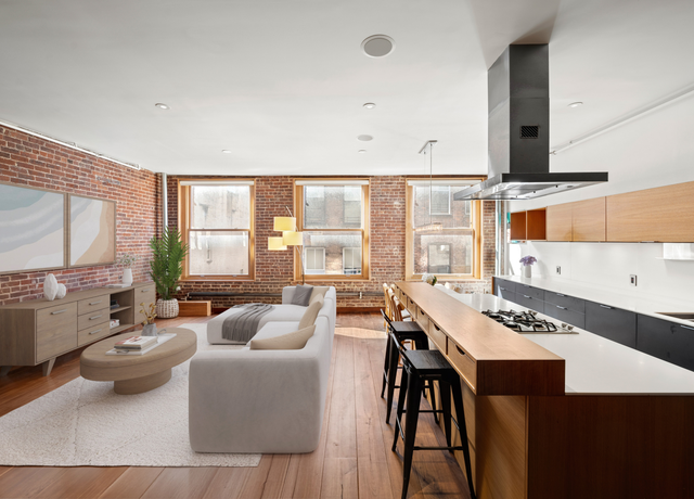 Property at 111 Wooster St Unit 4B, New York City, NY 10012, 2 beds, 2 baths
