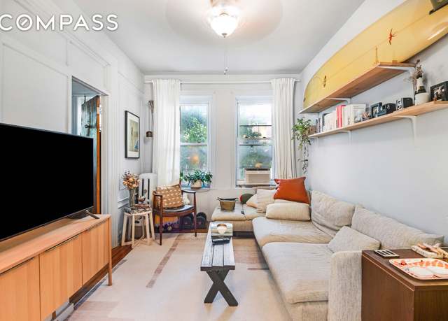 Property at 445 Decatur St, Brooklyn, NY 11233, 10 beds, 5 baths