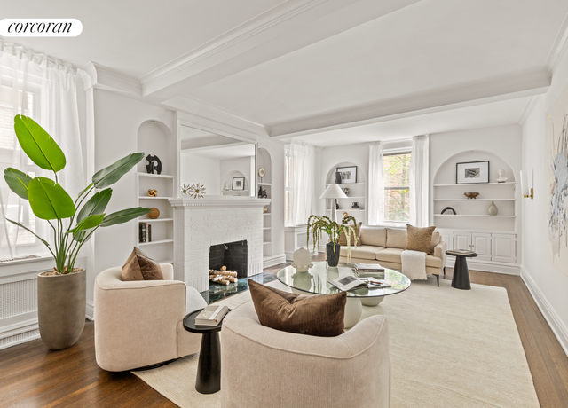 Property at 21 E 90th St Unit 2D, New York City, NY 10128, 3 beds, 2 baths