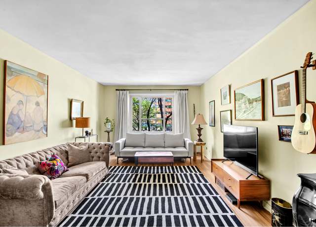 Property at 520 E 90th St Unit 3K, New York City, NY 10128, 3 beds, 2 baths
