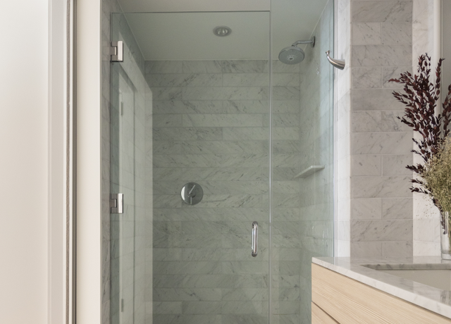 Property at 234 E 46th St #1003, New York City, NY 10017, 1 bed, 1 bath