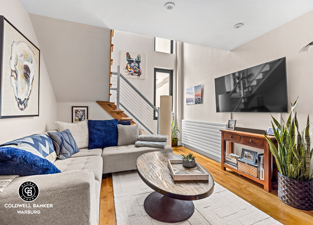 Property at 215 E 81st St Unit 5B, New York City, NY 10028, 1 bed, 1 bath