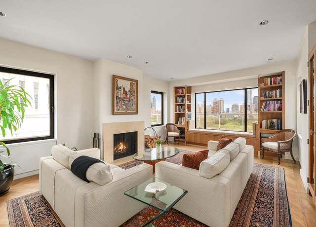 Property at 860 5th Ave Unit PHH, New York City, NY 10065, 4 beds, 4.5 baths