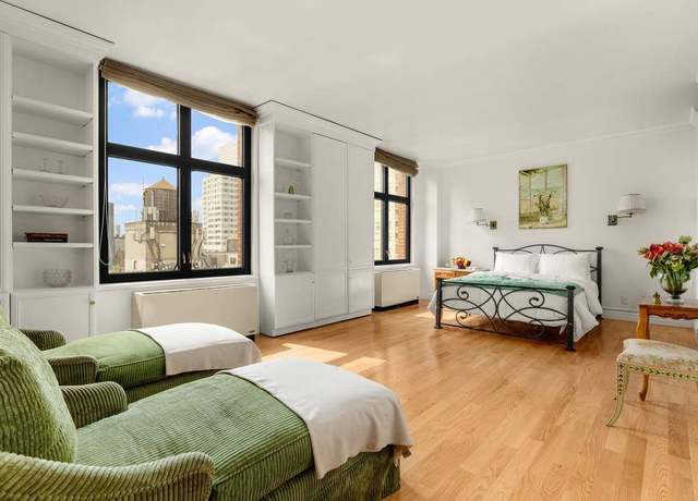 Property at 188 E 70th St Unit 18B, New York City, NY 10021, 1 bath