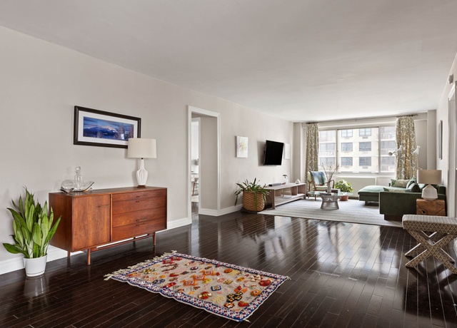 Property at 300 E 74th St Unit 23G, New York City, NY 10021, 2 beds, 2 baths