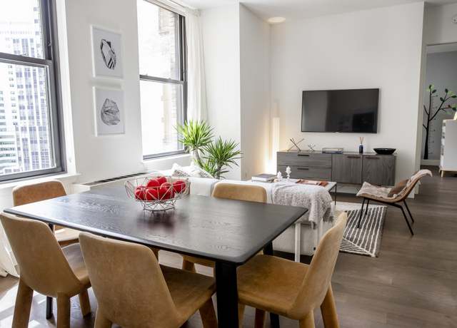Property at 25 Broad St Unit 20-T, New York City, NY 10004, 2 beds, 2 baths