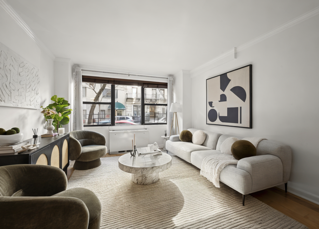 Property at 200 E 27th St Unit 1E, New York City, NY 10016, 1 bed, 1 bath