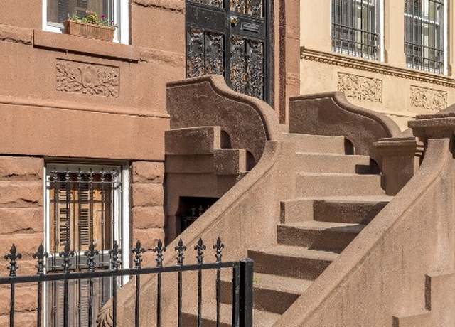 Property at 207 Edgecombe Ave, New York City, NY 10030, 5 beds, 3.5 baths