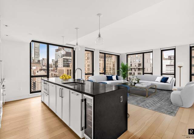 Property at 160 E 22nd St Unit 18-A, New York City, NY 10010, 2 beds, 2 baths