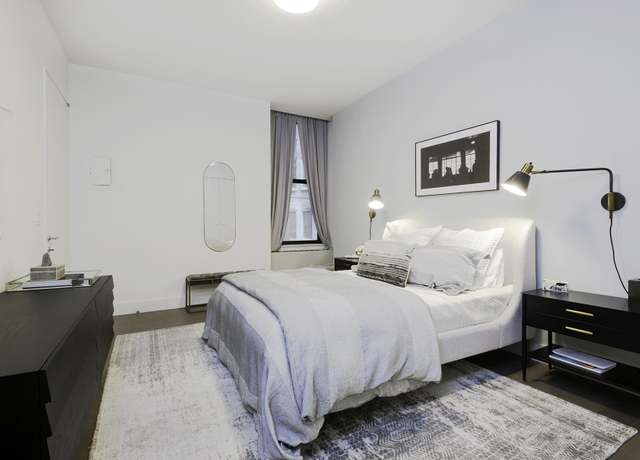 Property at 25 Broad St Unit 19-R, New York City, NY 10004, 1 bed, 1 bath