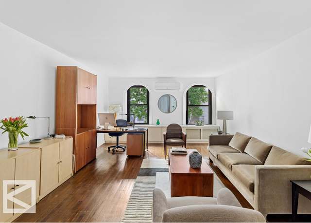 Property at 33 E 22nd St Unit 5D, New York City, NY 10010, 1 bed, 1 bath