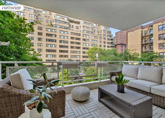 Property at 40 E 9th St Unit 3G, New York City, NY 10003, 2 beds, 1 bath