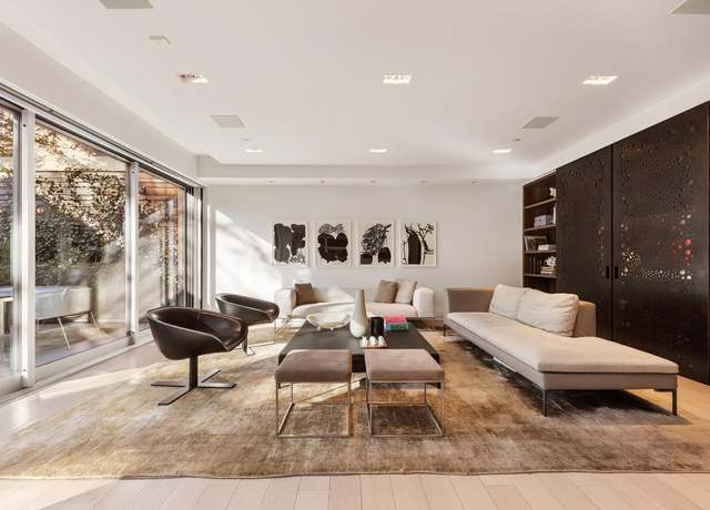 Property at 120 E 29th St Unit DUPLX1A/2A, New York City, NY 10016, 5 beds, 4.5 baths