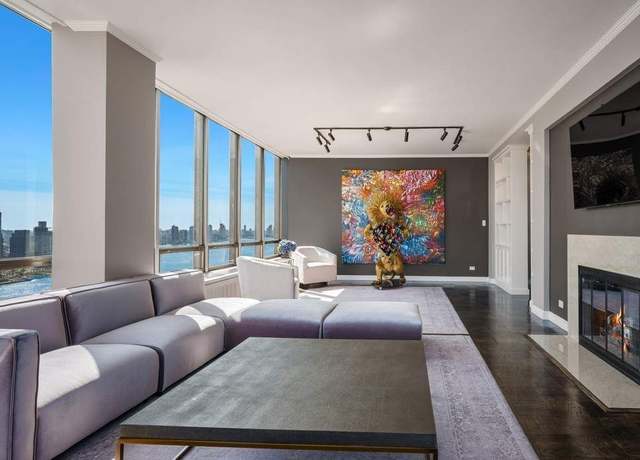 Property at 860 United Nations Plz Ph 37/38B, New York City, NY 10017, 4 beds, 4.5 baths